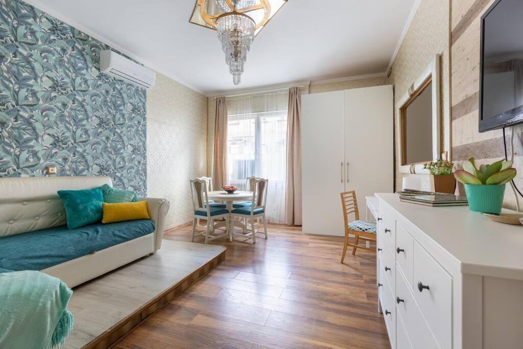 Stylish Central Budapest Apartment Exterior photo
